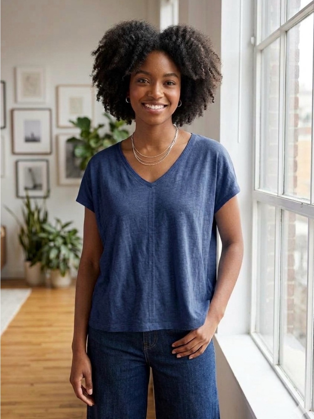 Eileen Fisher Organic Linen
Navy Short Sleeve Scoop Neck
Oversized Tunic Tee